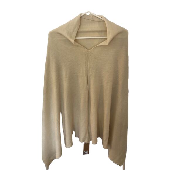 NEW Maggie Lane Women's Ivory Knit Poncho Sweater Acrylic One Size - Picture 1 of 6